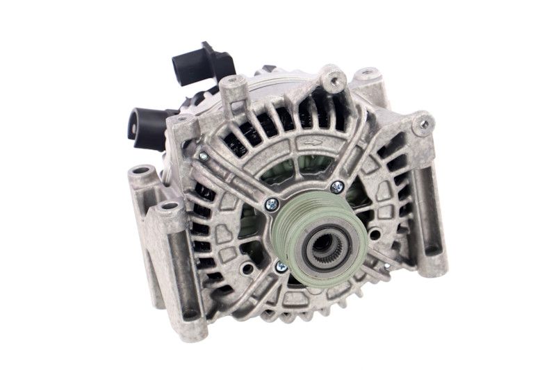 REMANTE 011-003-000846R Alternator