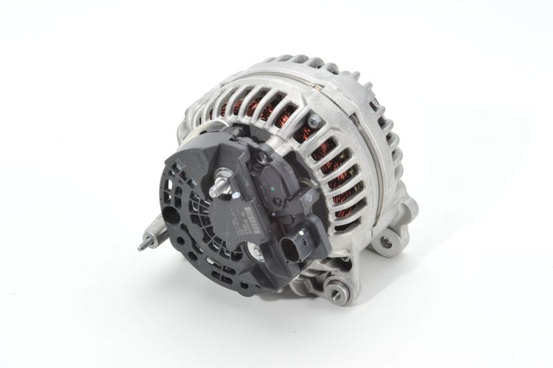 BOSCH 0124615067 Alternator