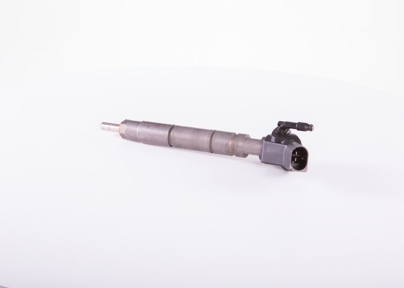 BOSCH 0 445 115 045 Injector Nozzle