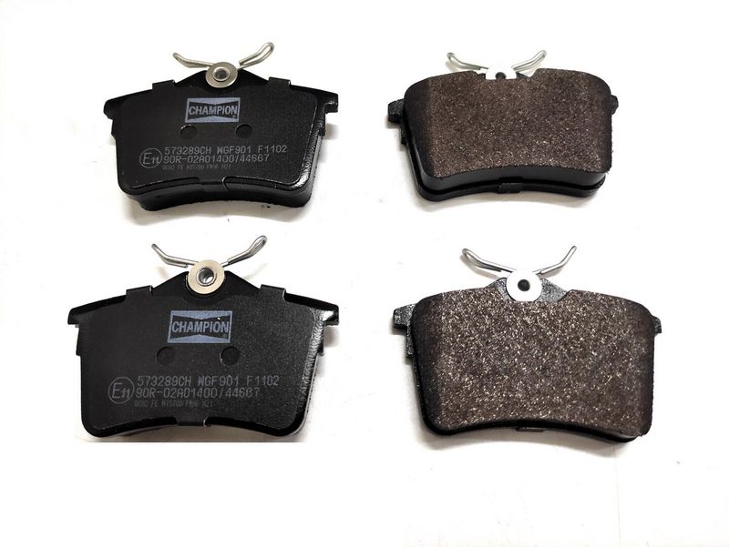 Plaquettes+de+frein+à+disque CHAMPION 573289CH