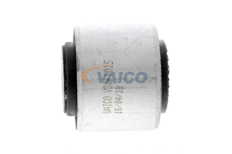 VAICO V30-1015 Mounting, control/trailing arm