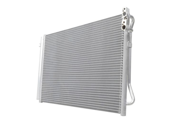 Kondenzátor, klimatizace 8FC 366 220-701