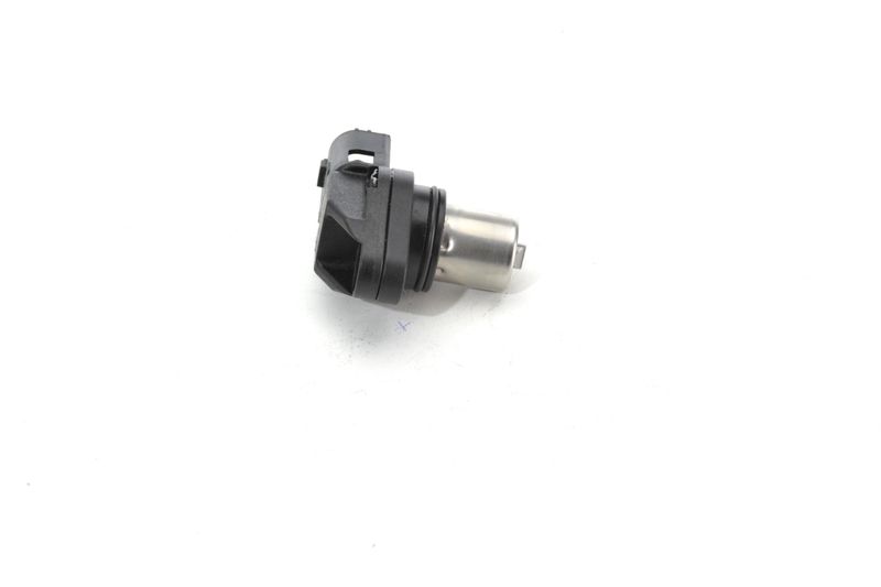 BOSCH 0265001187 Sensor, crankshaft pulse