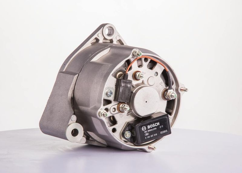 BOSCH 9120080181 Alternator