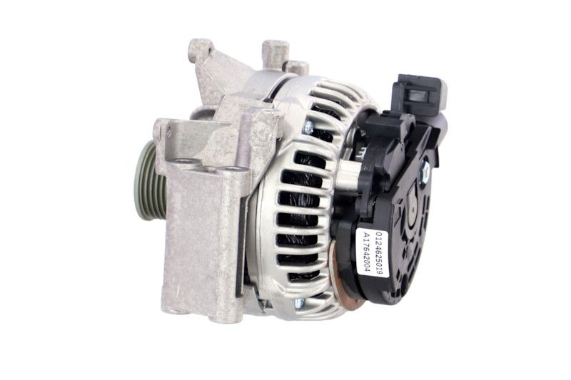 REMANTE 011-003-000846R Alternator