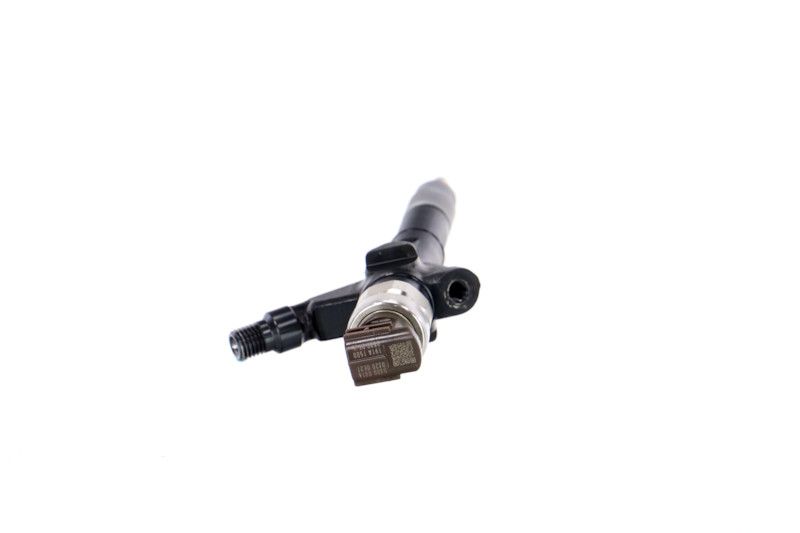 REMANTE 002-003-002180R Injector Nozzle