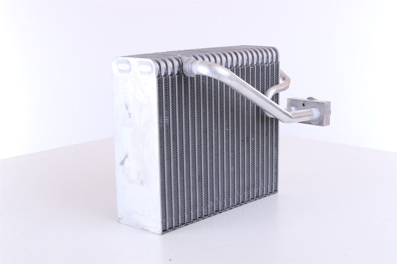 NISSENS 92211 Evaporator, air conditioning