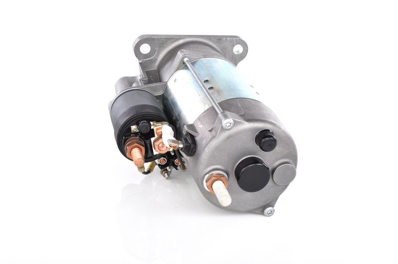 BOSCH 0001330060 Starteris