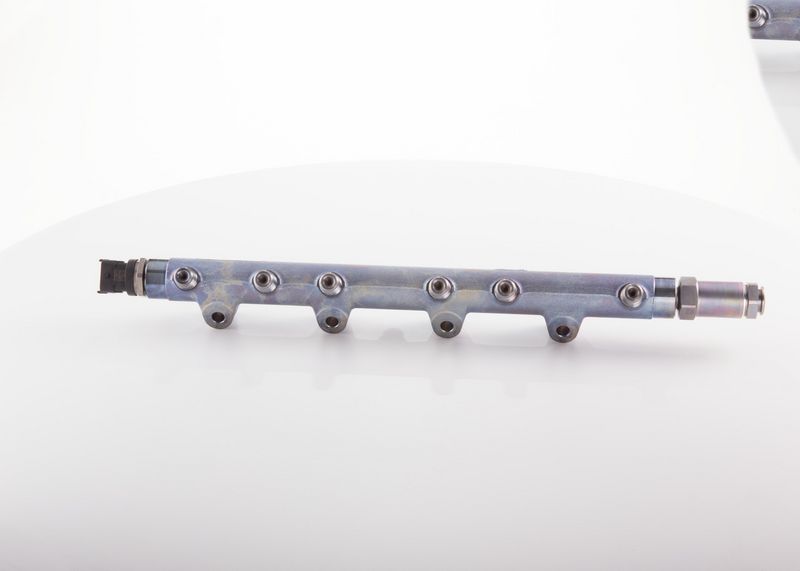 BOSCH 0445226020 Distributor Pipe, fuel