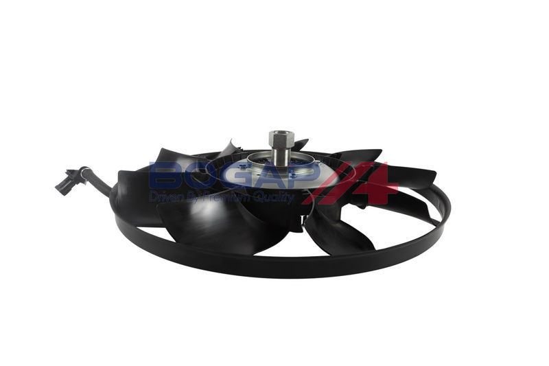 This part match OEM code: LR013695