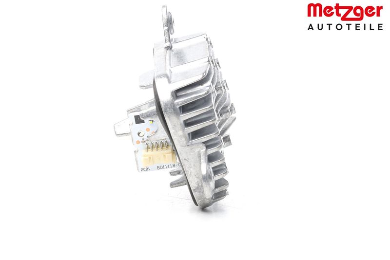 This part match OEM code: 63 11 7 493 235