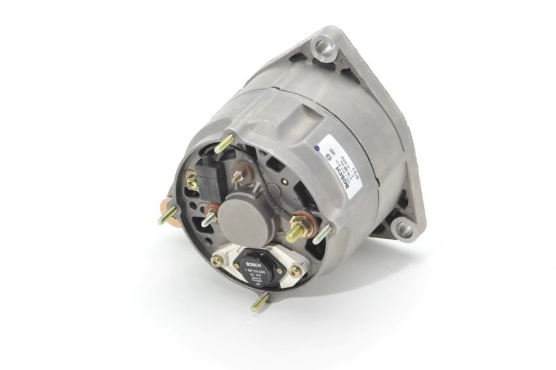 BOSCH 0120489315 Alternator