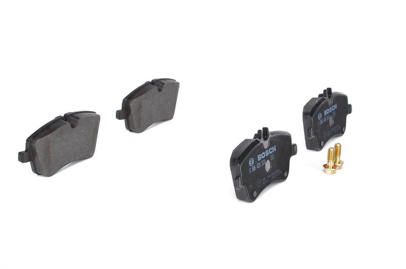 BOSCH 0986424518 Brake Pad Set, disc brake