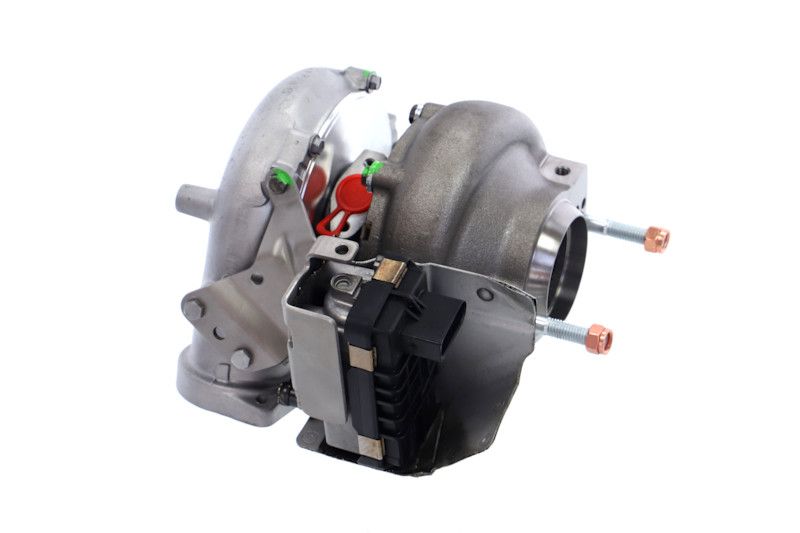 REMANTE 003-002-000009R Charger, charging (supercharged/turbocharged)
