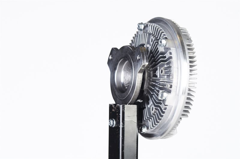 NISSENS 86153 Clutch, Radiator Fan