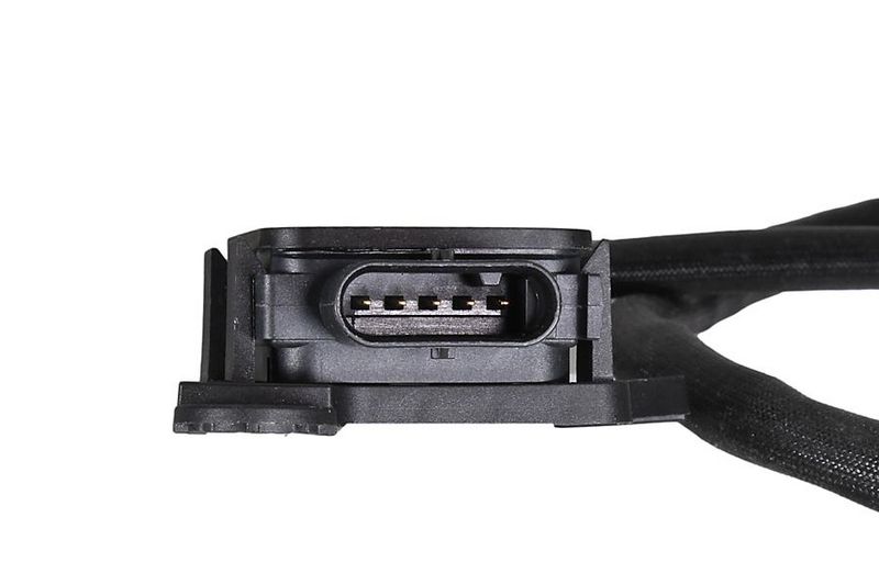 This part match OEM code: 80A 907 807 R