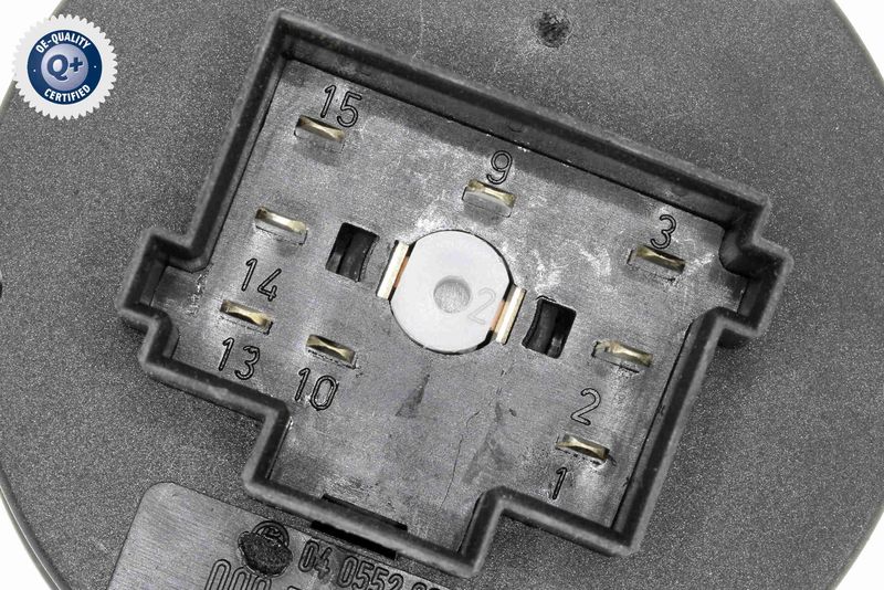V30-73-0285_03.JPG