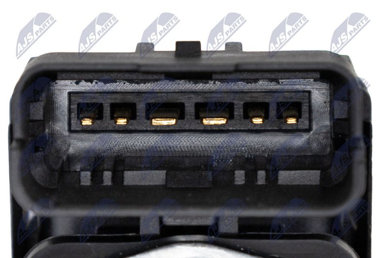 eps-ch-052_5-wm.JPG