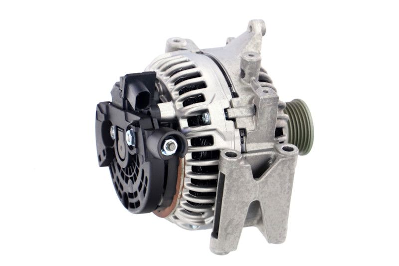 REMANTE 011-003-000846R Alternator