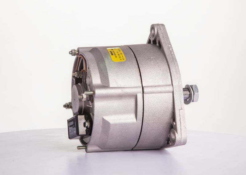 BOSCH 9120080181 Alternator