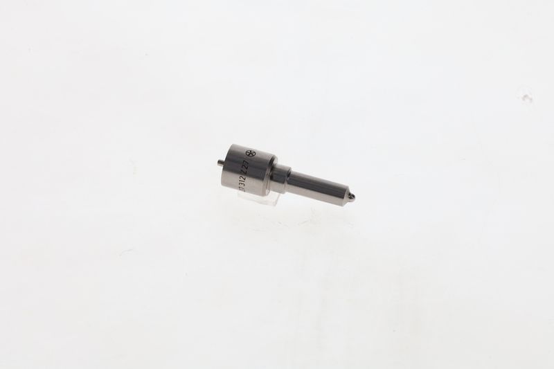 Injector F 019 121 195 BOSCH