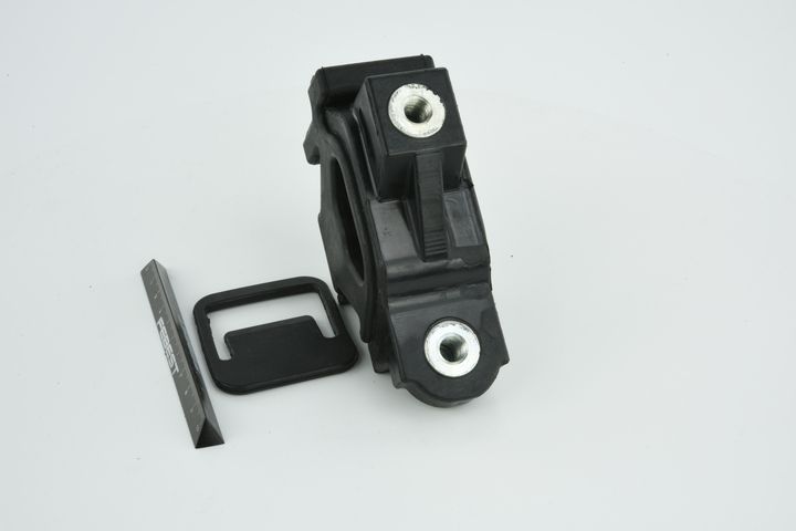 Paigutus, Mootor, FEBEST HM-FITWD