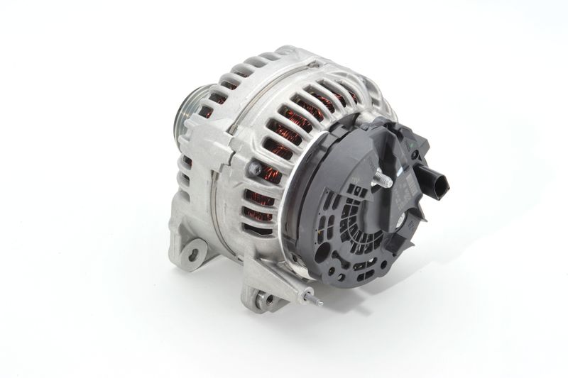 BOSCH 0124615067 Alternator