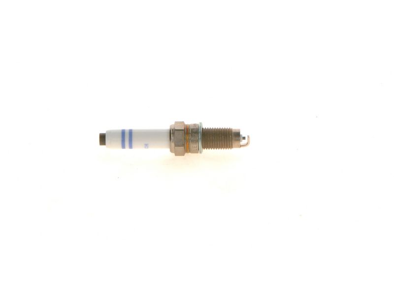 BOSCH 0 241 135 520 Spark Plug
