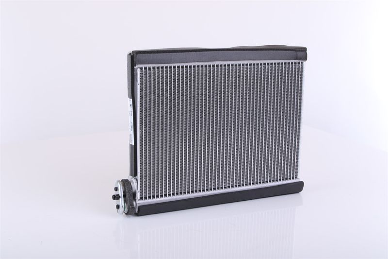 NISSENS 92364 Evaporator, air conditioning