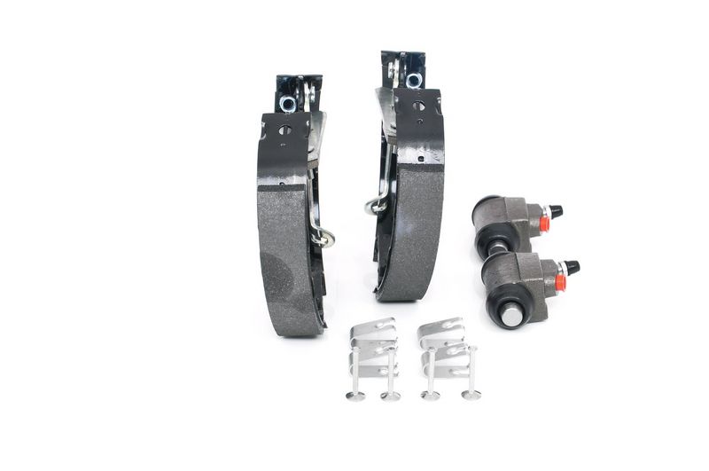 BOSCH 0 204 114 586 Brake Shoe Set