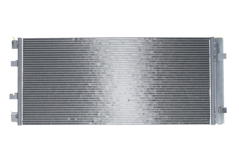 A/C condensator (met droger) past: NISSAN INTERSTAR, NV400  OPEL MOVANO B  RENAULT MASTER III 2.3D/Electric 02.10-