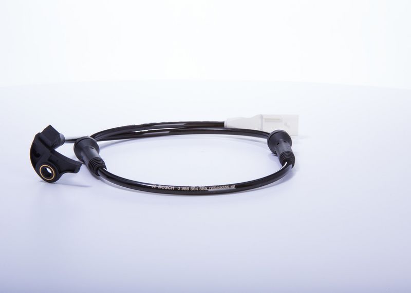 BOSCH 0 986 594 559 Sensor, wheel speed