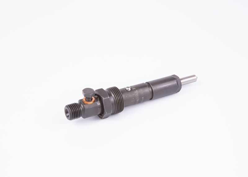 BOSCH F000439005 Nozzle and Holder Assembly