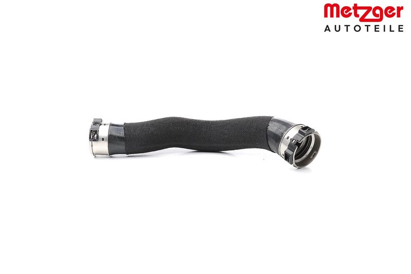 Intercooler slang (diameter 47/52mm, lengte 460mm, zwart) past: MERCEDES A (V177), A (W177), B SPORTS TOURER (W247), CLA (C118), CLA SHOOTING BRAKE (X118), GLA (H247), GLB (X247) 1.3/1.3H 03.18-