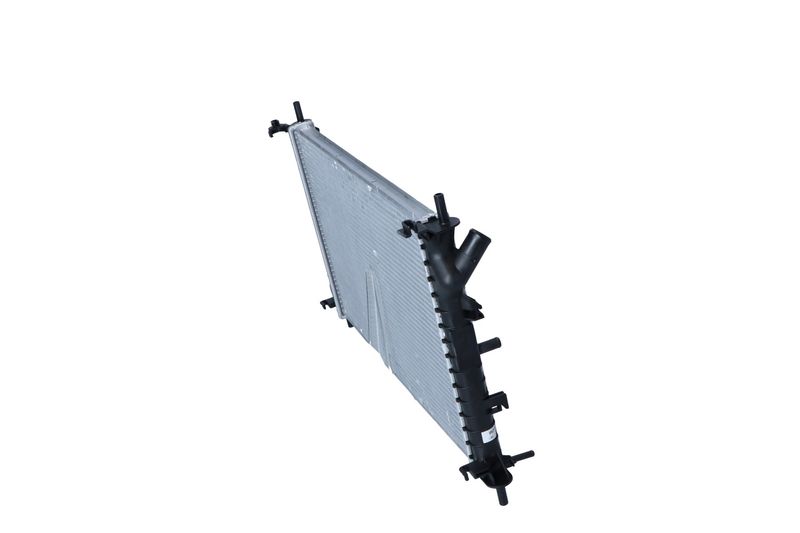 Radiaator, mootorijahutus, NRF 53713