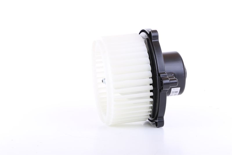 Salongipuhur, NISSENS 87388