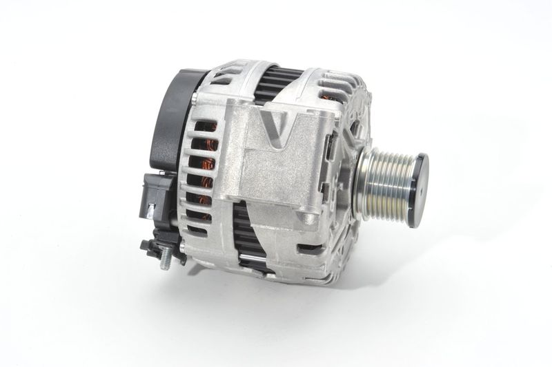 BOSCH 0121813103 Alternator