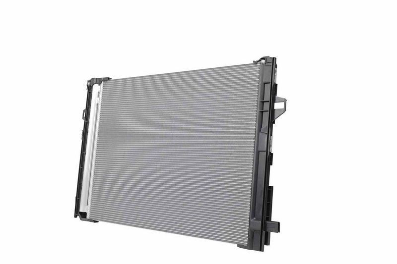 8FC366220741-DIAGONAL LEFT.JPG