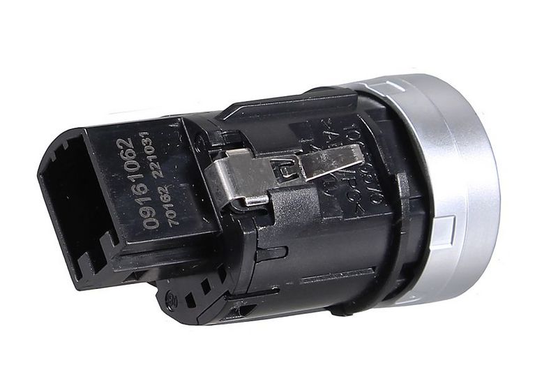 OEM код товара: 8U0905217A