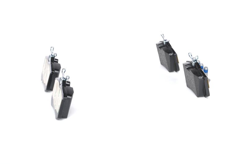 Prekės atitinka OEM kodą: 4D0 698 451 D