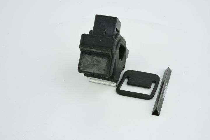 Paigutus, Mootor, FEBEST HM-FITWD