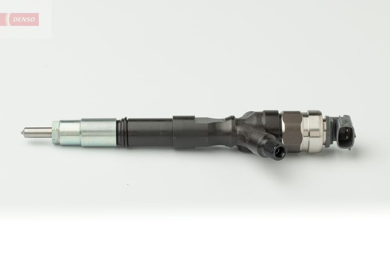 DENSO DCRI105880 Injector Nozzle