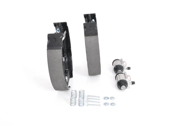 BOSCH 0 204 114 679 Brake Shoe Set