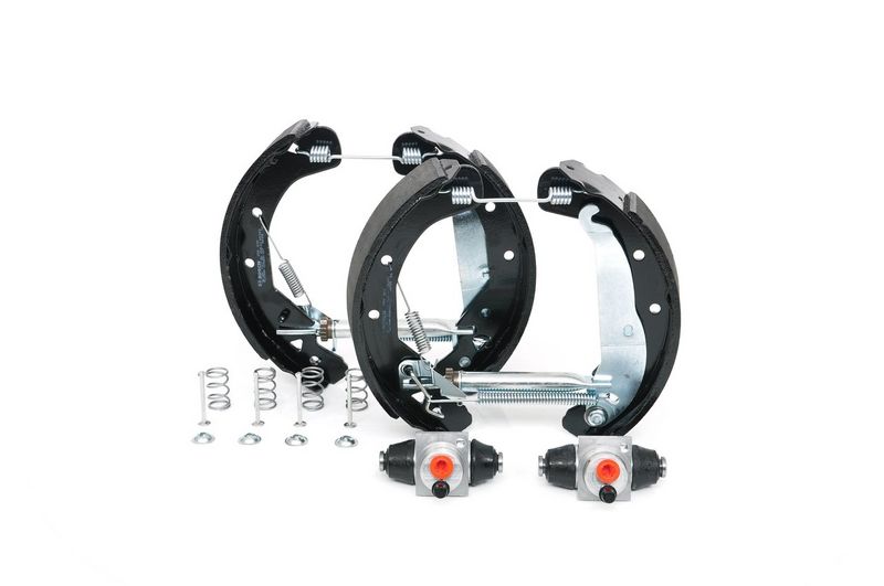 BOSCH 0 204 114 633 Brake Shoe Set