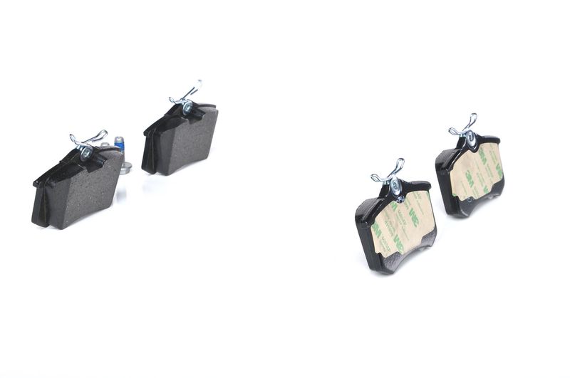 Prekės atitinka OEM kodą: 1J0 698 451 D