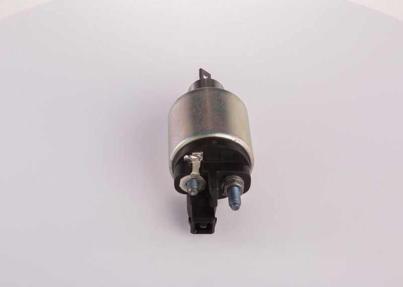 Elektromagnetický spínač, startér 2 339 303 412