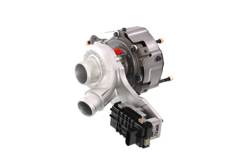 REMANTE 003-002-001018R Charger, charging (supercharged/turbocharged)