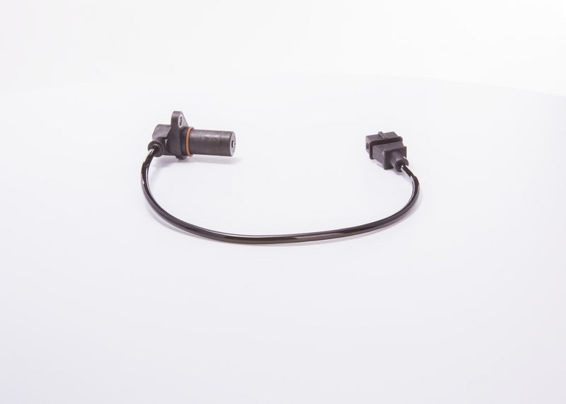 BOSCH 0 281 002 102 Sensor, crankshaft pulse