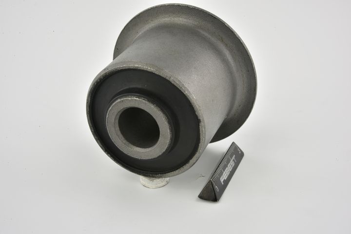 Puks, FEBEST CRAB-062