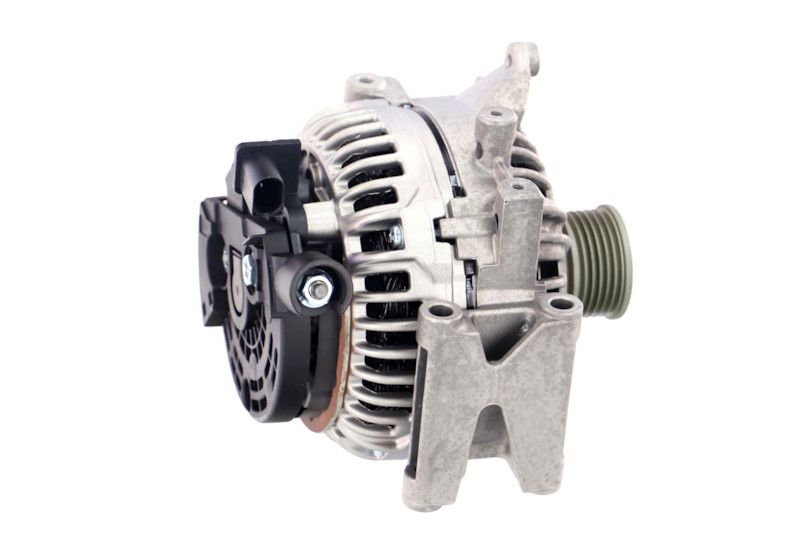 REMANTE 011-003-000846R Alternator